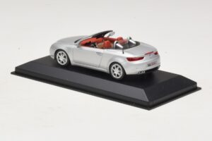 Alfa Romeo Giulia Spider Sølv Minichamps 1:43 400120731 Metal — billede 3 af 5