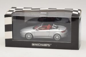 Alfa Romeo Giulia Spider Sølv Minichamps 1:43 400120731 Metal — billede 5 af 5
