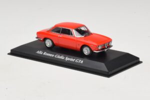 Alfa Romeo Giulia Sprint GTA Rød Maxichamps 1:43 940120440 Metal — billede 3 af 5