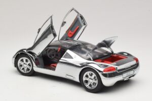 Audi Avus Quattro Chrome Silver Revell 1:18 08830 Metal — billede 5 af 8