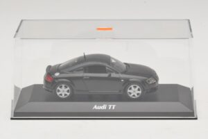 Audi TT 8N Sort Maxichamps 1:43 940017221 Metal — billede 4 af 5
