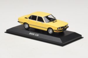 BMW 520 E12 Gul Maxichamps 1:43 940023001 Metal — billede 3 af 5