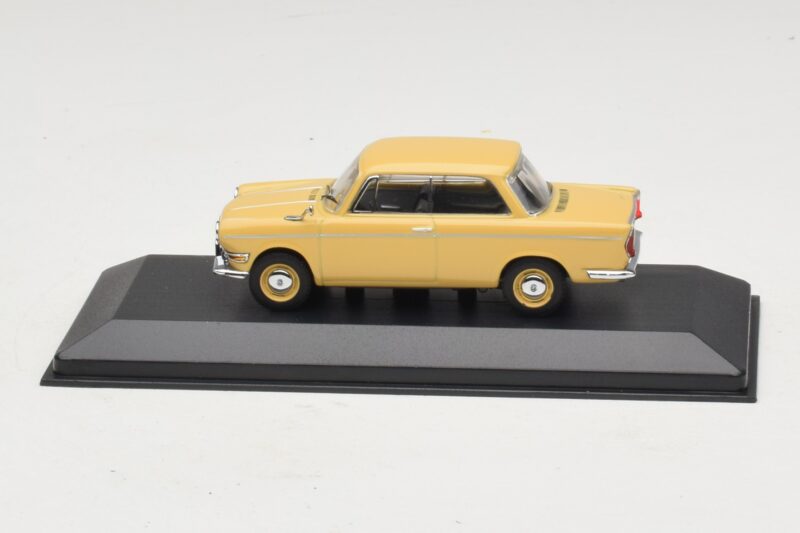 BMW 700 Coupe Gul Erstatningsæske Minichamps 1:43 BMW 700 Coupe Gul Erstatningsæske Minichamps 1:43 80420153662-R1 Metal