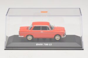 BMW 700 LS Rød Maxichamps 1:43 940023701 Metal — billede 4 af 5