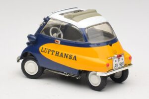 BMW Isetta 250 Lufthansa Revell 1:18 08926 Metal — billede 7 af 8