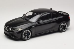 BMW M2 F87 Sort Metallic Minichamps 1:18 155026100 Metal