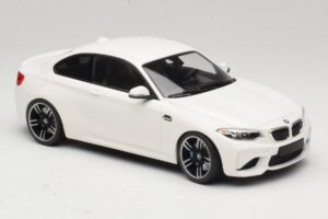 BMW M2 F87 Hvid Minichamps 1:18 155026104 Metal — billede 4 af 6