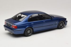 BMW M5 E39 Blå Metallic KK-Scale 1:18 KKDC181621 Metal — billede 2 af 6