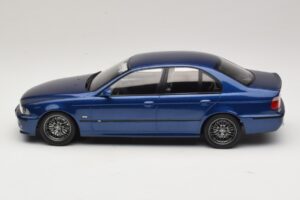 BMW M5 E39 Blå Metallic KK-Scale 1:18 KKDC181621 Metal — billede 3 af 6
