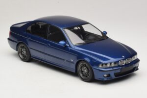 BMW M5 E39 Blå Metallic KK-Scale 1:18 KKDC181621 Metal — billede 4 af 6