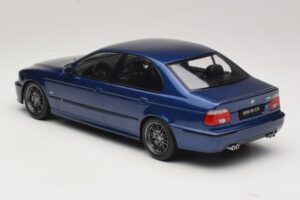 BMW M5 E39 Blå Metallic KK-Scale 1:18 KKDC181621 Metal — billede 5 af 6