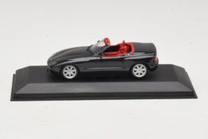 BMW Z1 Mørkegrøn Med Rødt Interiør Minichamps 1:43 BMW021 Metal