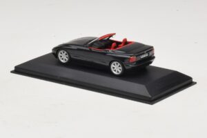 BMW Z1 Mørkegrøn Med Rødt Interiør Minichamps 1:43 BMW021 Metal — billede 3 af 5