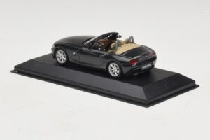 BMW Z4 E85 Sort Metallic Erstatningsæske Minichamps 1:43 80420144055-R1 Metal — billede 3 af 5