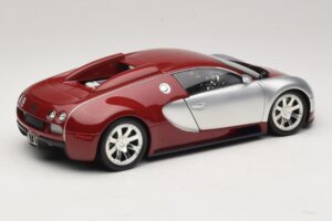 Bugatti Veyron Centenaire Edition Chrome Red Minichamps 1:18 100110851 Metal — billede 3 af 8