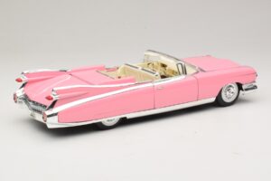 Cadillac Eldorado Biarritz Pink Maisto 1:18 31813-P1 Metal — billede 3 af 8