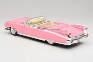Cadillac Eldorado Biarritz Pink Maisto 1:18 31813-P1 Metal — billede 7 af 8
