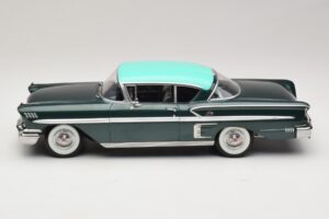 Chevrolet Bel Air Impala Coupe Mørkegrøn Metallic & Grøn KK-Scale 1:18 KKDC181594 Metal — billede 3 af 6