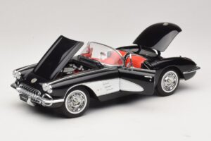 Chevrolet Corvette C1 Tuxedo Black AUTOart 1:18 71142 Metal — billede 2 af 8