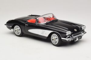 Chevrolet Corvette C1 Tuxedo Black AUTOart 1:18 71142 Metal — billede 6 af 8