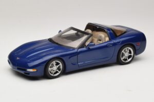 Chevrolet Corvette C5 Commemorative Edition Blå AUTOart 1:18 71157 Metal — billede 3 af 9