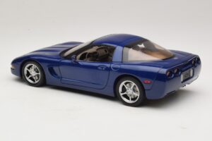 Chevrolet Corvette C5 Commemorative Edition Blå AUTOart 1:18 71157 Metal — billede 8 af 9
