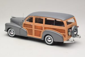 Chevrolet Fleetmaster Woody Grå Maisto 1:18 31854 Metal — billede 7 af 8