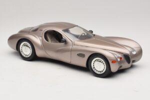 Chrysler Atlantic Beige Guiloy 1:18 68570 Metal — billede 6 af 8