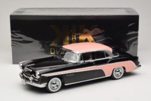 DeSoto Fireflite Sedan Sort & Pink KK-Scale 1:18 KKDC181542 Metal — billede 6 af 6