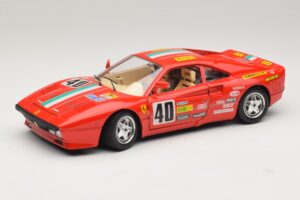 Ferrari 288 GTO #40 Rød Bburago 1:18 3027-P4 Metal