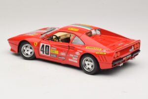 Ferrari 288 GTO #40 Rød Bburago 1:18 3027-P4 Metal — billede 7 af 8