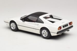 Ferrari 308 GTS Hvid MCG 1:18 MCG18664 Metal — billede 5 af 6