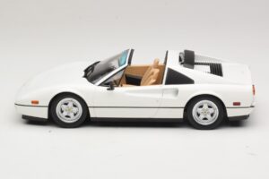 Ferrari 328 GTS US Version Hvid KK-Scale 1:18 KKDC181703 Metal — billede 4 af 7