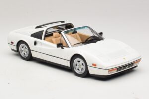 Ferrari 328 GTS US Version Hvid KK-Scale 1:18 KKDC181703 Metal — billede 5 af 7
