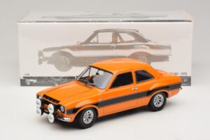 Ford Escort Mk1 RS1600 AVO Orange Med Sorte Striber Minichamps 1:18 100688104 Metal — billede 8 af 8