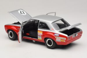 Ford Escort Mk1 TC #17 Stewart / C. Craft RAC Tourist Trophy Silverstone 1970 Minichamps 1:18 100708117 Metal — billede 5 af 8