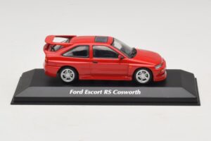 Ford Escort RS Cosworth Rød Maxichamps 1:43 940082100 Metal