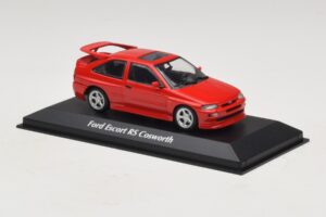 Ford Escort RS Cosworth Rød Maxichamps 1:43 940082100 Metal — billede 3 af 5