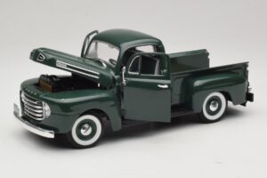 Ford F-1 Grøn Road Legends 1:18 92218 Metal — billede 2 af 8