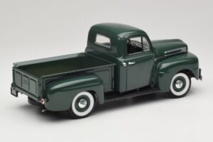 Ford F-1 Grøn Road Legends 1:18 92218 Metal — billede 3 af 8