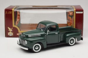 Ford F-1 Grøn Road Legends 1:18 92218 Metal — billede 8 af 8
