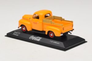 Ford F1 Coca-Cola Minichamps 1:43 400082062 Metal — billede 3 af 5