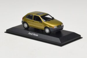 Ford Fiesta Mk4 Guld Maxichamps 1:43 940085060 Metal — billede 3 af 5