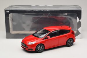Ford Focus ST Mk2 Rød Minichamps 1:18 110082002 Metal — billede 8 af 8