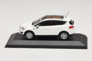 Ford Kuga Mk1 Hvid Forhandlerudgave Minichamps 1:43 KUGA002 Metal