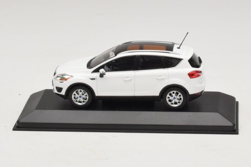 Ford Kuga Mk1 Hvid Forhandlerudgave Minichamps 1:43 KUGA002 Metal