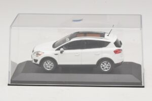 Ford Kuga Mk1 Hvid Forhandlerudgave Minichamps 1:43 KUGA002 Metal — billede 4 af 5