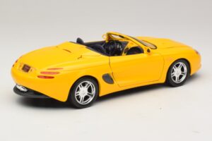 Ford Mustang Mach III Cabriolet Gul Maisto 1:18 32815 Metal — billede 3 af 8