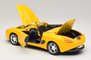 Ford Mustang Mach III Cabriolet Gul Maisto 1:18 32815 Metal — billede 5 af 8