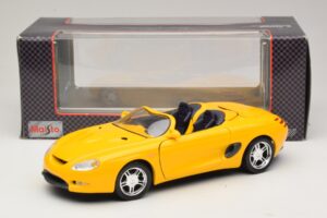 Ford Mustang Mach III Cabriolet Gul Maisto 1:18 32815 Metal — billede 8 af 8